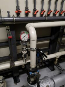 Rurociąg z tworzywa sztuczengo podłączenie