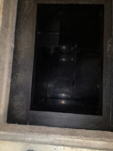 Zbiornik z tworzywa sztuczengo