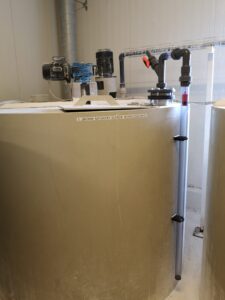 Zbiornik z tworzywa sztuczengo montaż