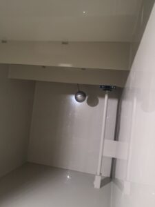 Zbiornik z tworzywa sztuczengo